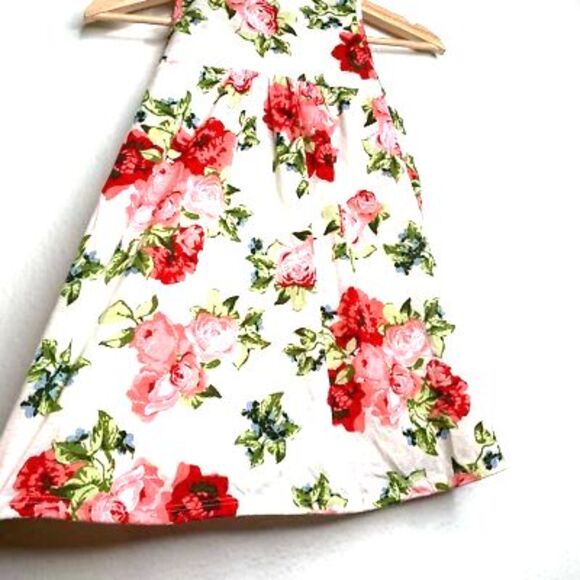 Soprano Girls Blouse White Red Floral Sleeveless Scoop Neck Stretch Lace XL (16) - Picture 3 of 10